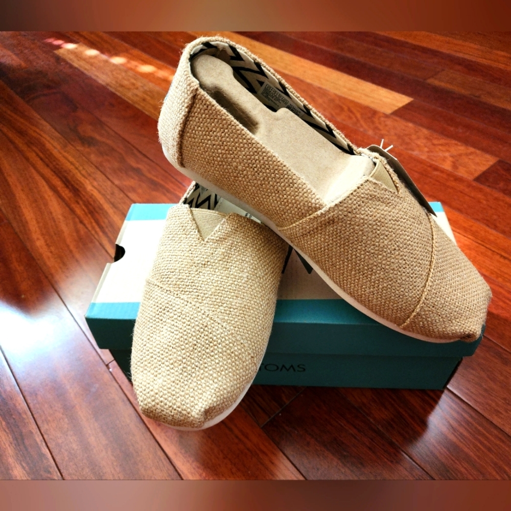 COPY - Toms Earthwise Cream Moccasins